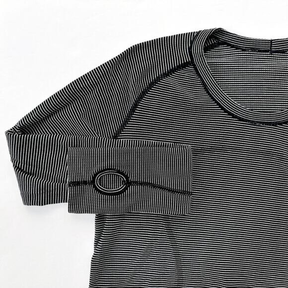 Lululemon Swiftly Tech Long Sleeve Crew 12 *Original Fit Black White Stripe - Picture 3 of 5